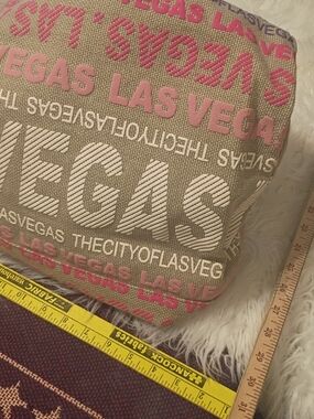 Robin Ruth Beige Canvas Las Vegas Print Shoulder Bag with Pink and White Text